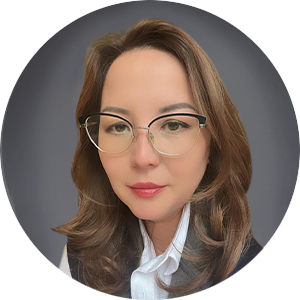 Alma Karshalova headshot